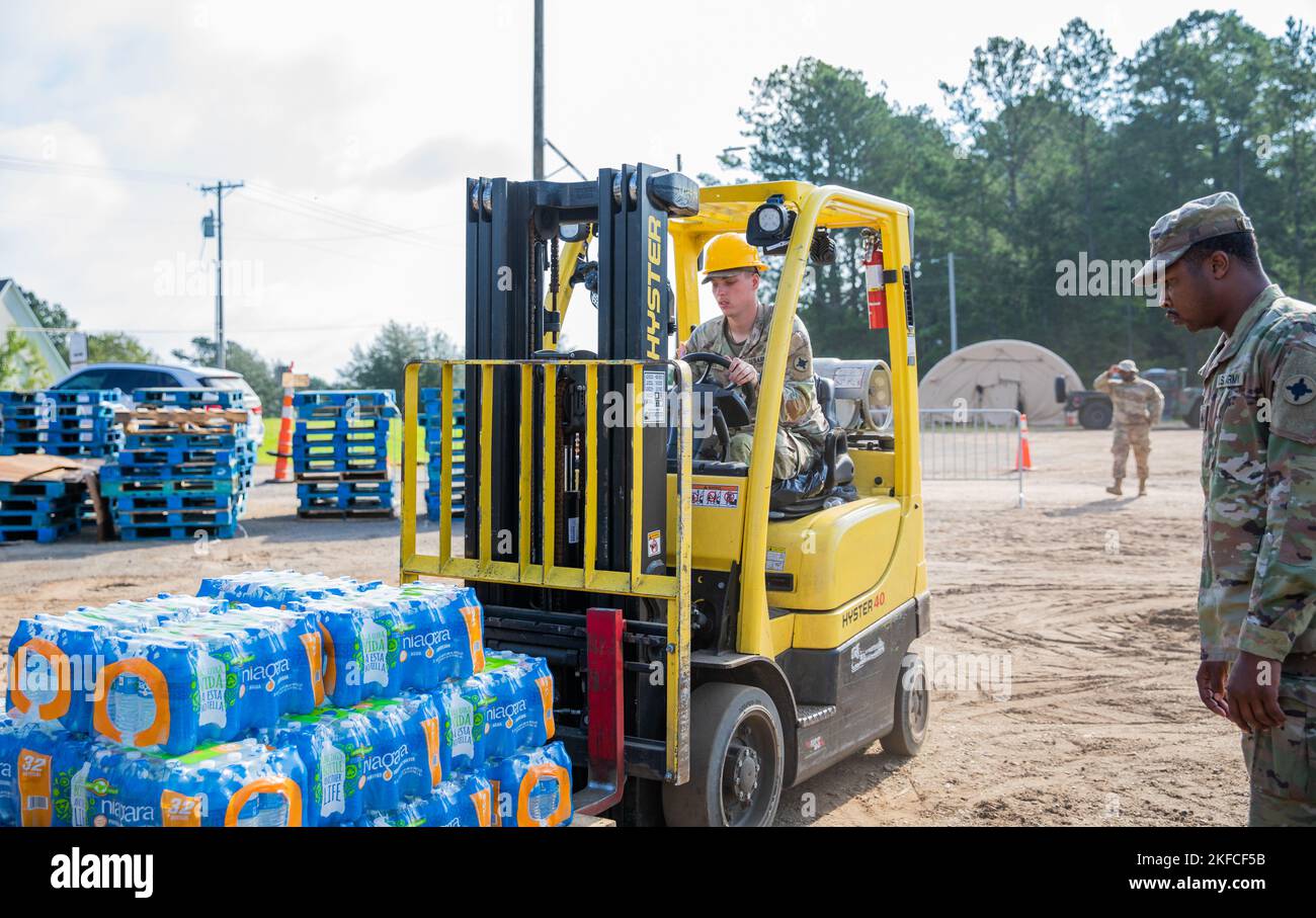 A Soldier with the 298th Support Battalion, 184th Sustainment Command, Mississippi Army National