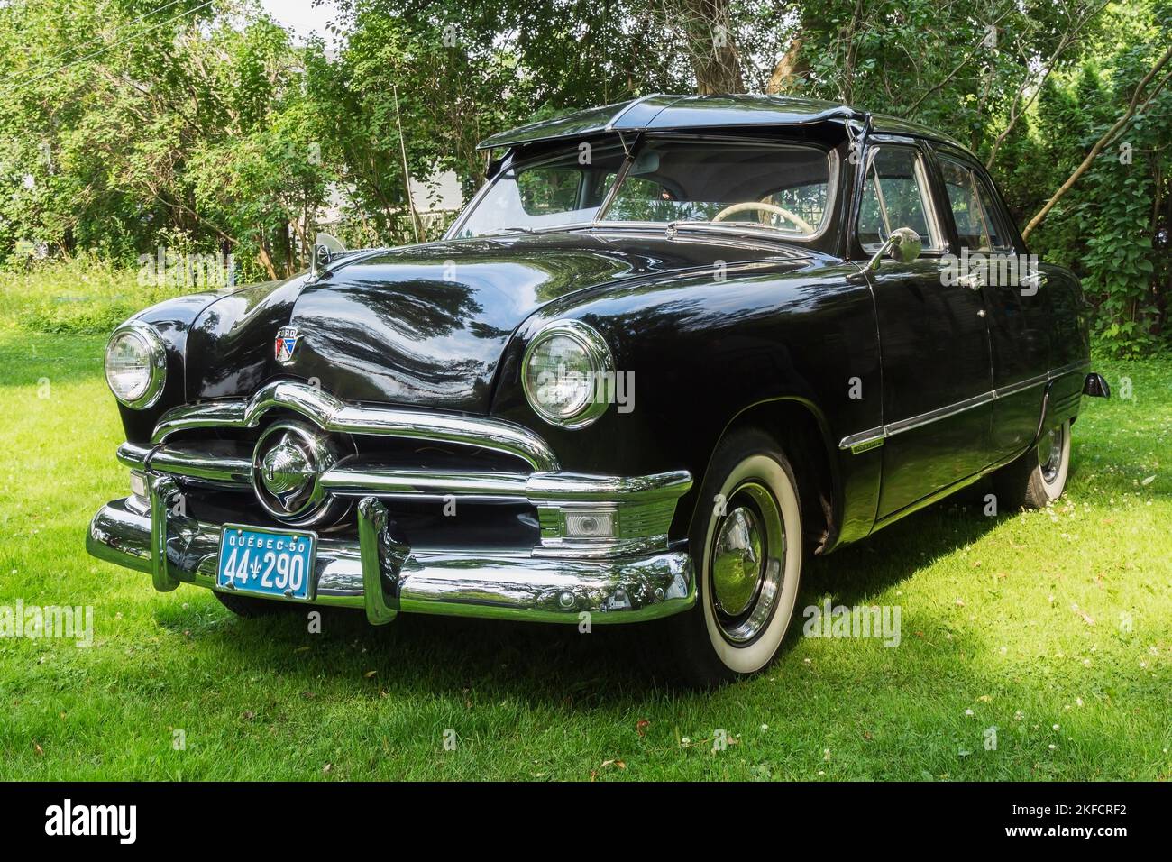 Vintage car chrome trim deals