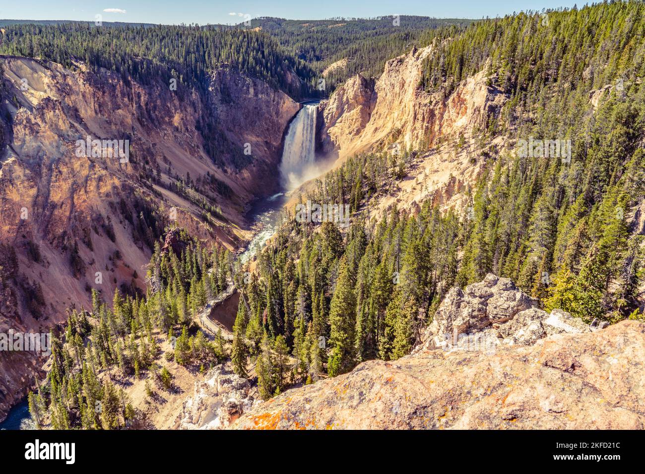 Yellowstone Postile Rocks Steep rugged cliffs across river hi-res stock photography and images ...