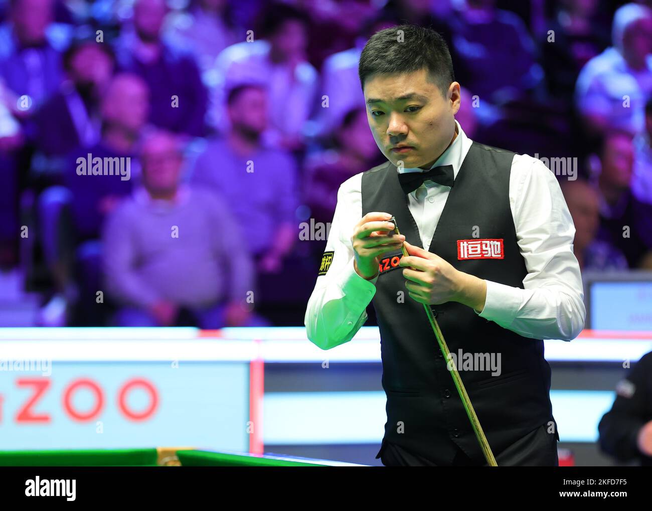 York, Britain. 17th Nov, 2022. Ding Junhui of China competes during the second round match against Jamie Clarke of Wales at 2022 UK Snooker Championship in York, Britain, Nov