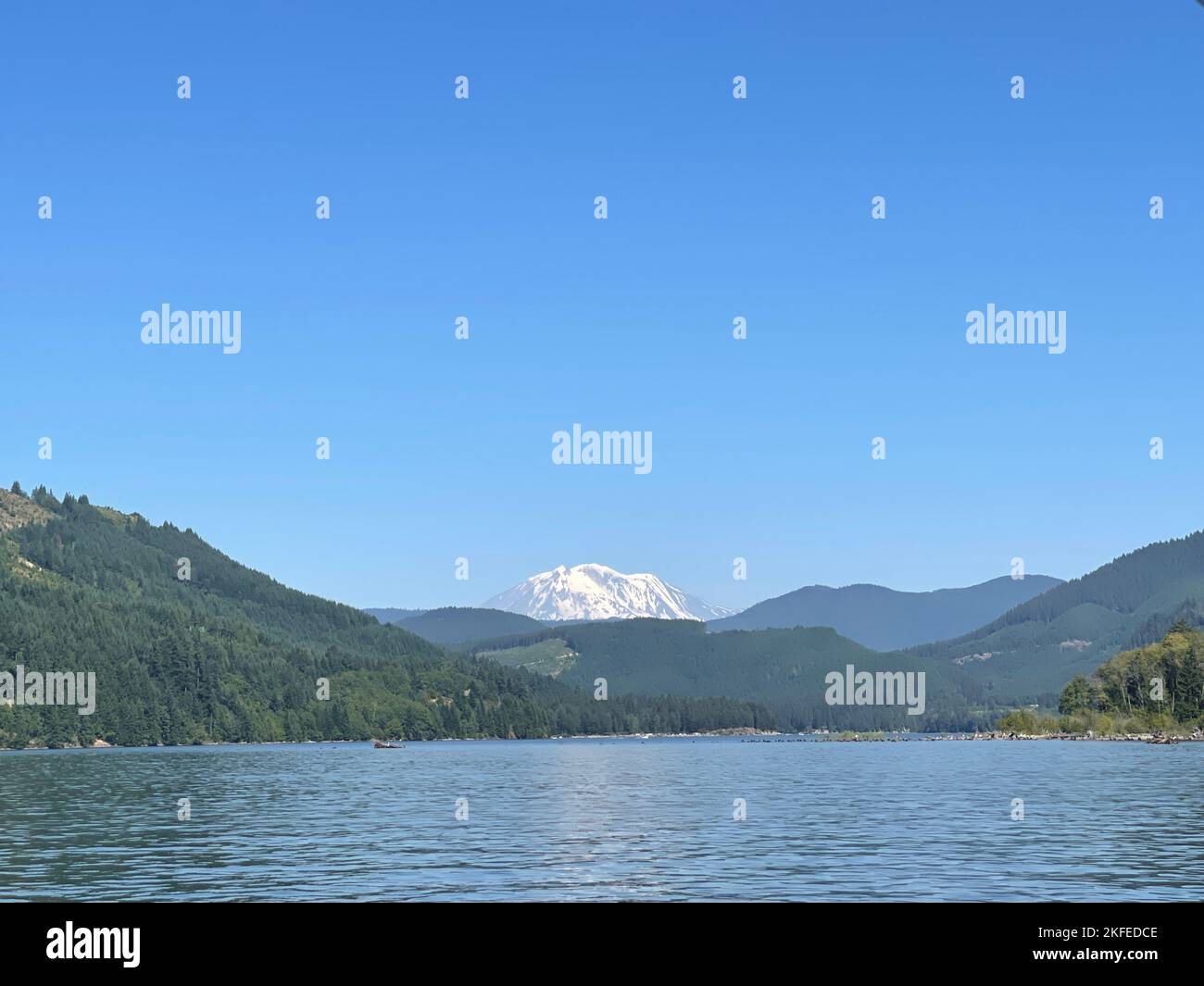 A beautiful landscape of Mt. St Helens from Swift Reservoir on a sunny
