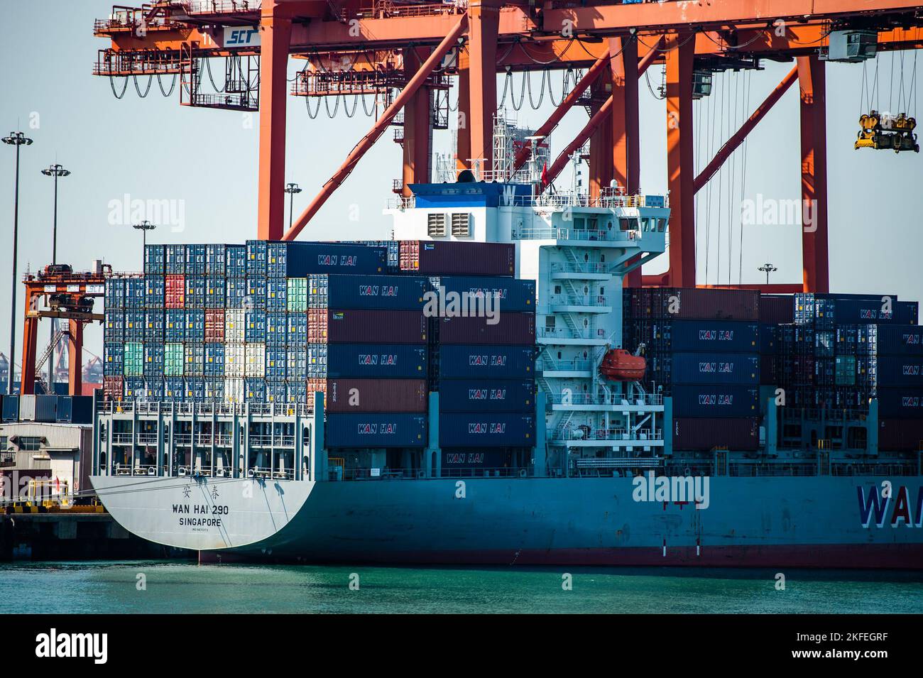 Shuttle Container Port Container ships shuttle over the sea at the Guangdong-Hong Kong-Macao ...