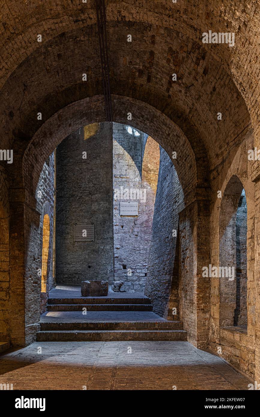 The underground tunnels and archways of the 16th century medieval fortress of Rocca Paolina. Perugia, Umbria, Italy Stock Photo