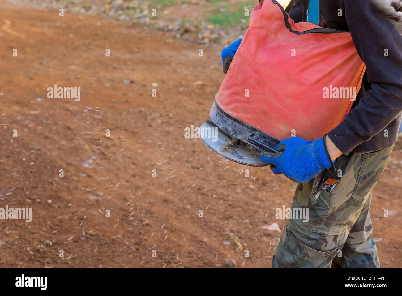 It is responsibility of landscapers to work with gardeners to sow lawn