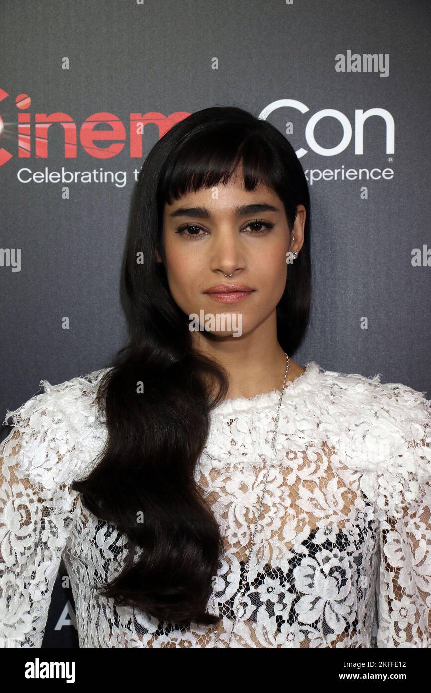 Sofia boutella portrait hi-res stock photography and images - Alamy