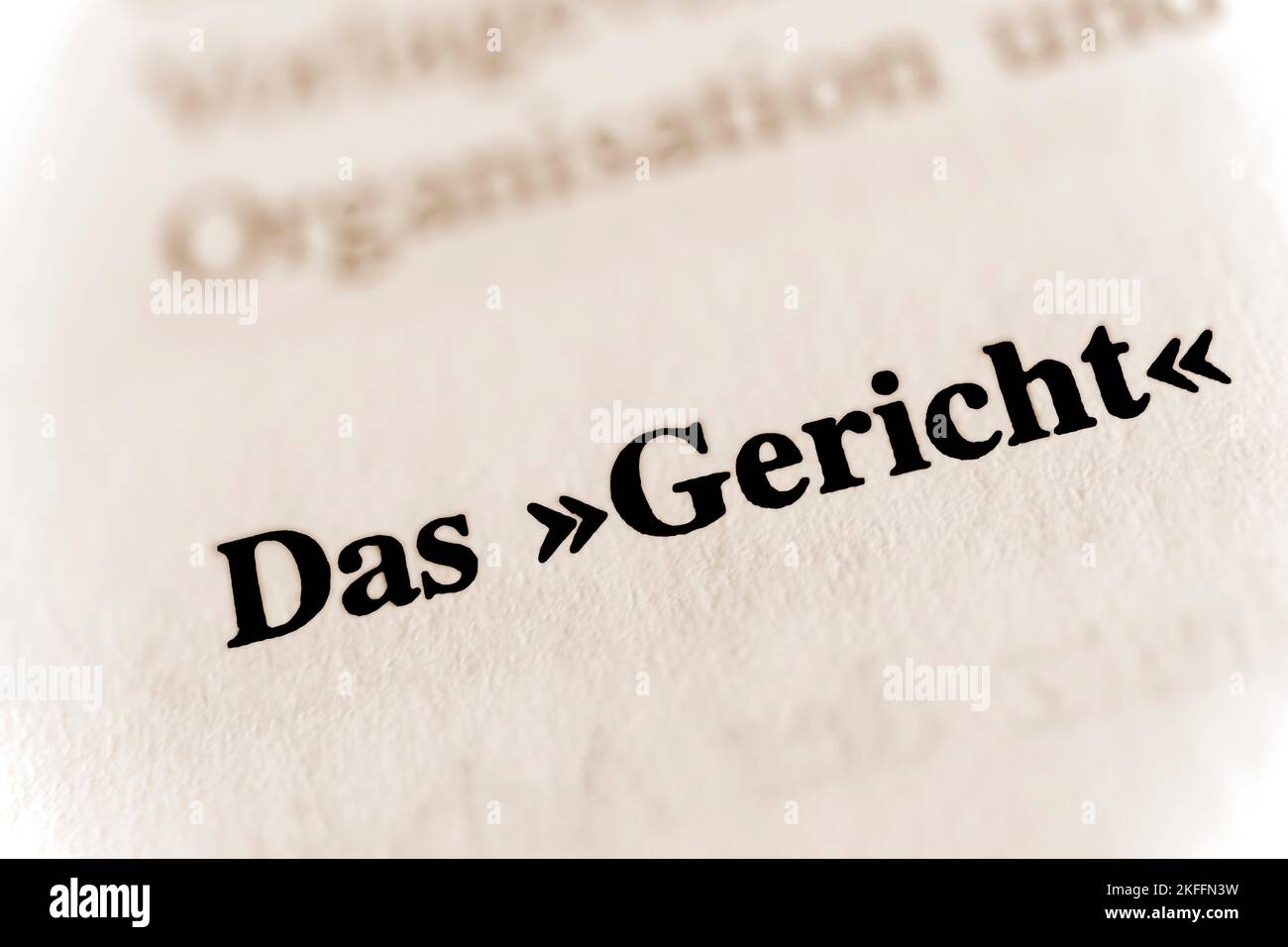 A selective focus from the book page of the words 'Das Gericht' translated as The court Stock Photo
