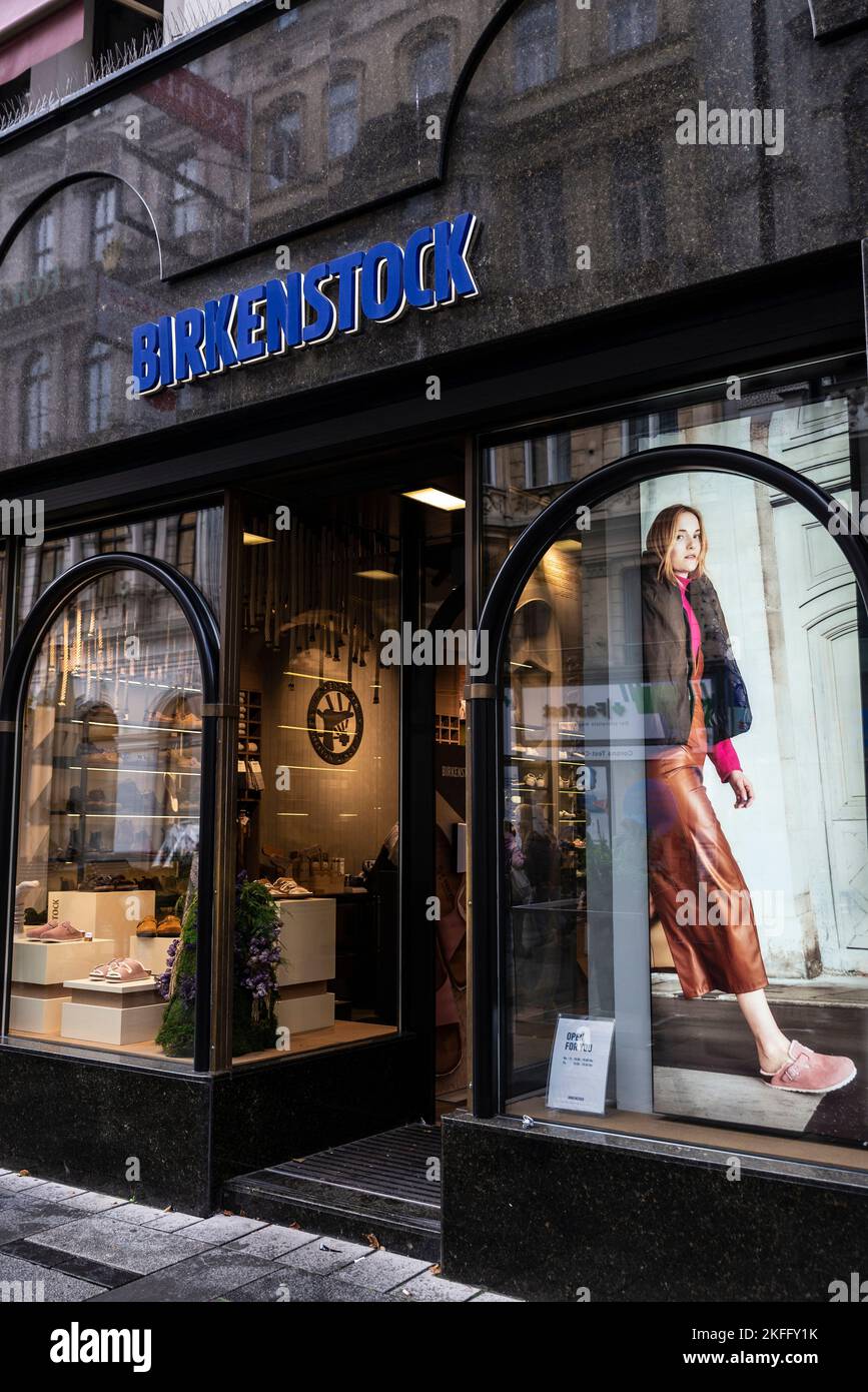 Birkenstock shop store hi-res stock photography and images - Alamy