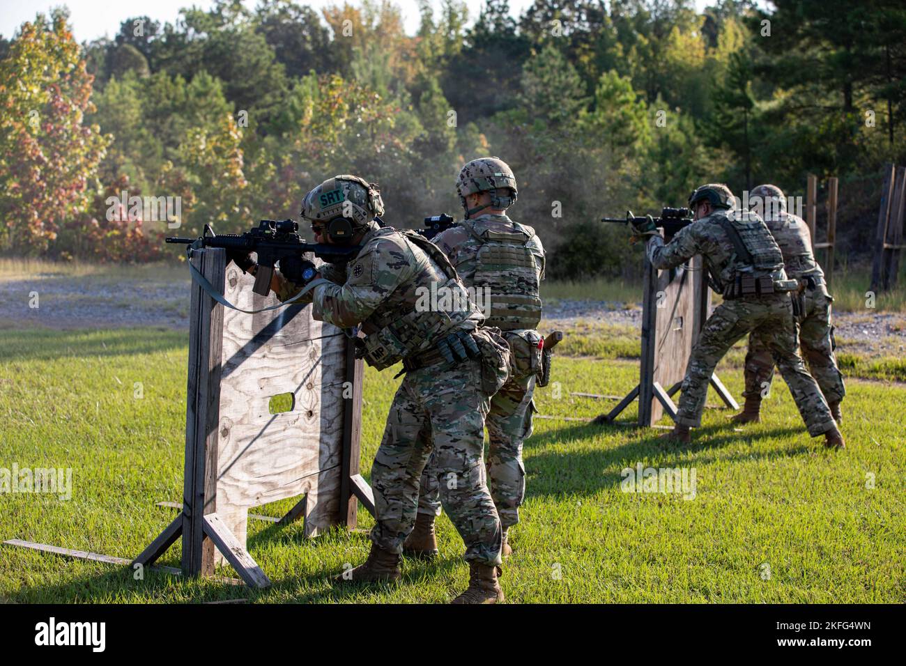 Soldiers from the 4th Sustainment Command (Expeditionary) are competing ...