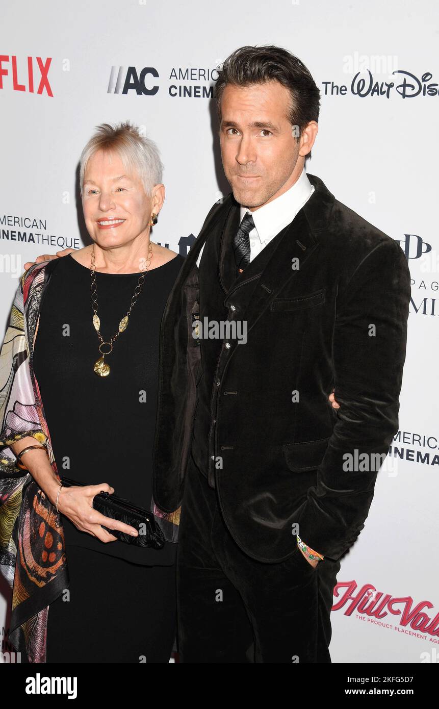 BEVERLY HILLS, CALIFORNIA NOVEMBER 17 Tammy Reynolds, honoree Ryan