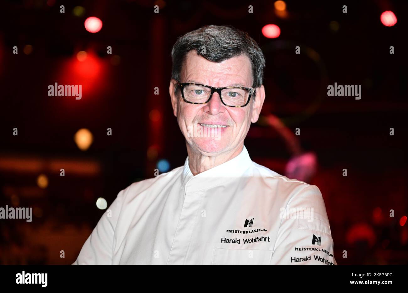 Stuttgart, Germany. 17th Nov, 2022. Former 3-star chef Harald Wohlfahrt, pictured at the premiere of the Palazzo dinner show in Stuttgart. Credit: Bernd Weißbrod/dpa/Alamy Live News Stock Photo