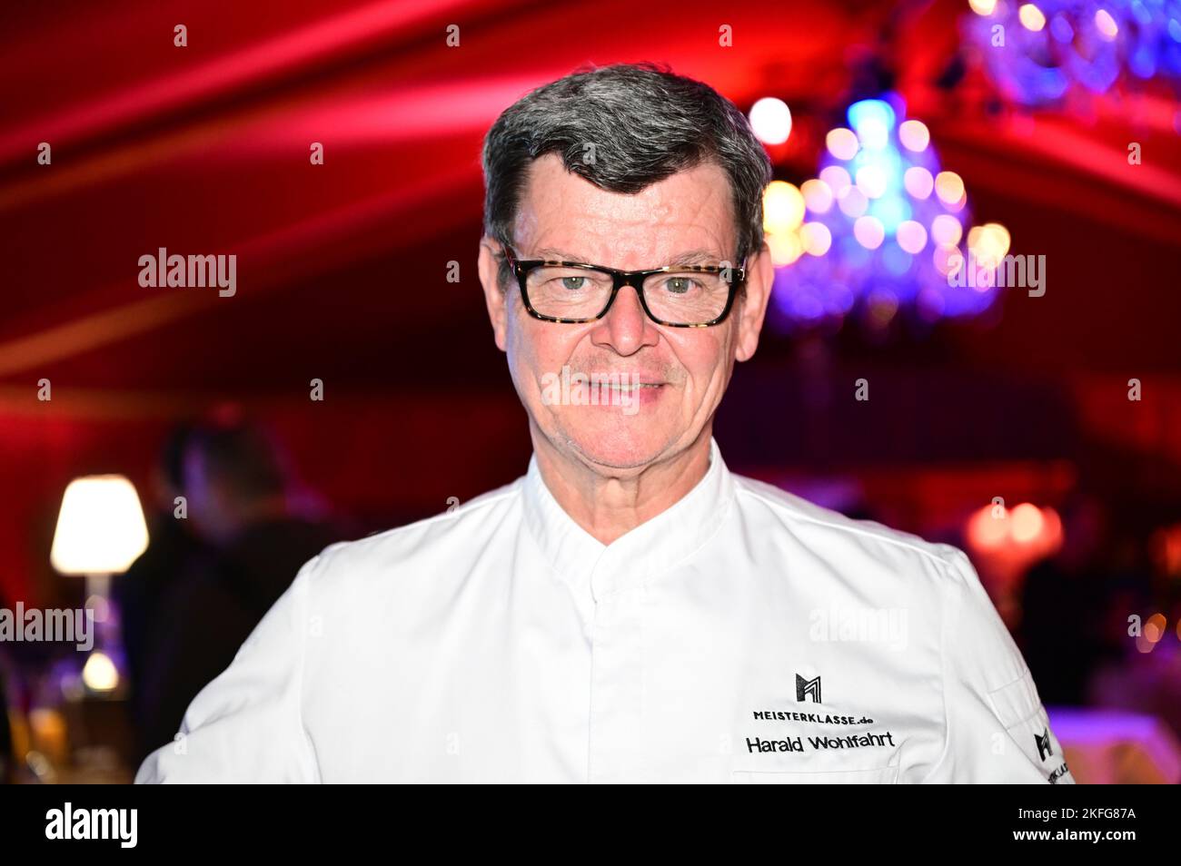 Stuttgart, Germany. 17th Nov, 2022. Former 3-star chef Harald Wohlfahrt, pictured at the premiere of the Palazzo dinner show in Stuttgart. Credit: Bernd Weißbrod/dpa/Alamy Live News Stock Photo