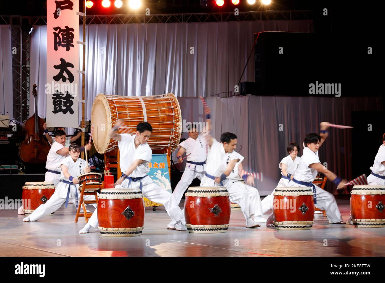 Tokyo, Japan. 18th Nov, 2022. The JSDF's JIEI-TAIKO (Japanese Drum ...