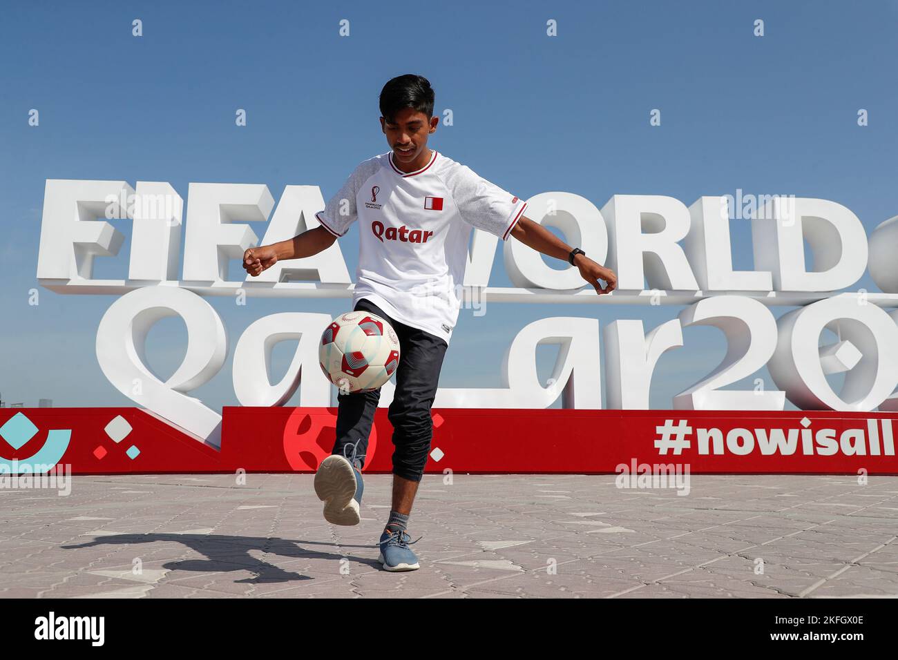 Qatar, UAE. 18th Nov, 2022. FIFA World Cup Football, Pre-Games General  Views; Qatar World Cup 2022 shirt Credit: Action Plus Sports/Alamy Live  News Stock Photo - Alamy