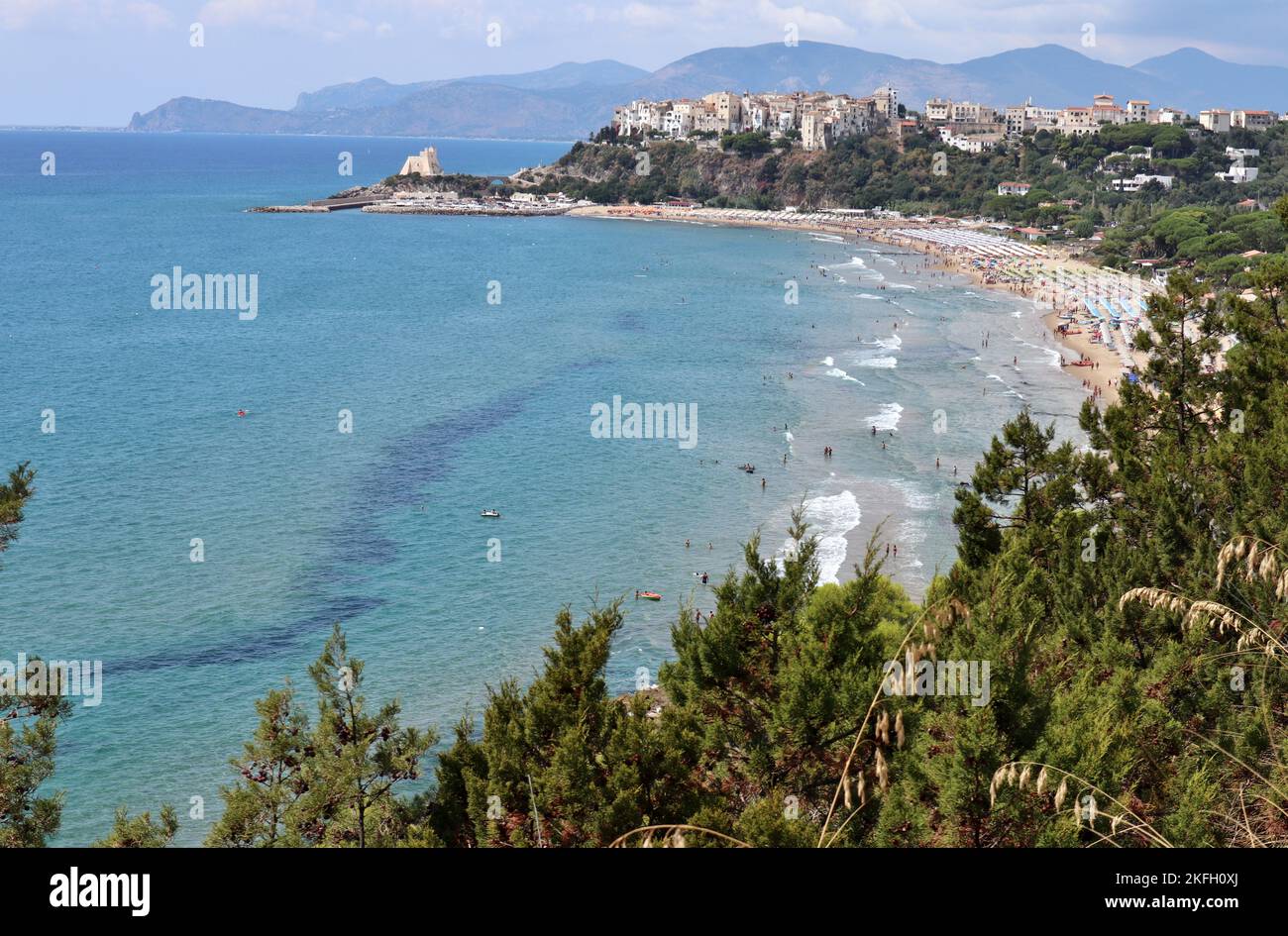 Sentiero in spiaggia hi-res stock photography and images - Alamy