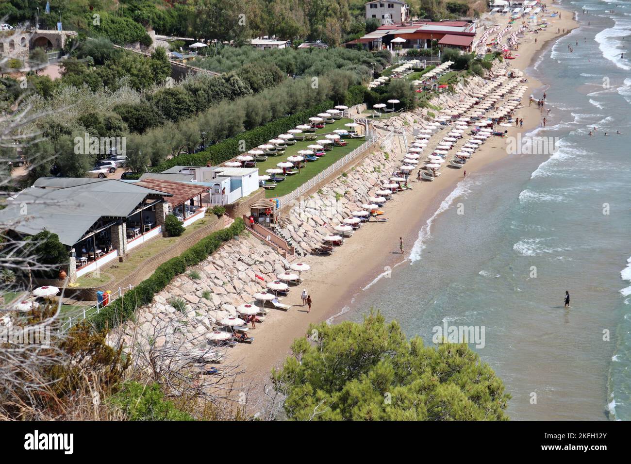 Sentiero in spiaggia hi-res stock photography and images - Alamy