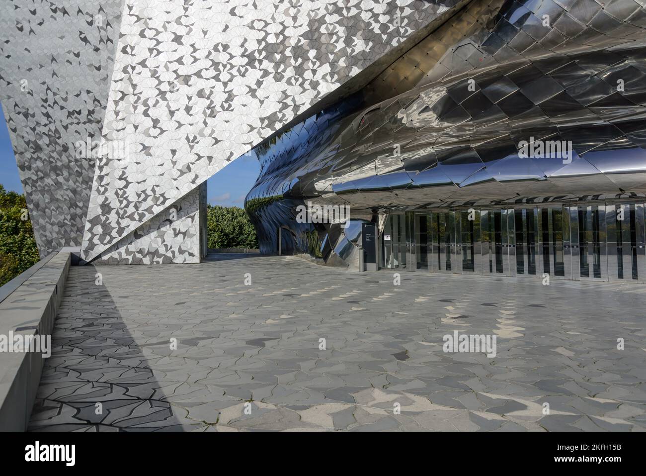 Philharmonie de Paris, Architekt Jean Nouvel, 2015 // Philharmonie de Paris by Architect Jean Nouvel, 2015 Stock Photo