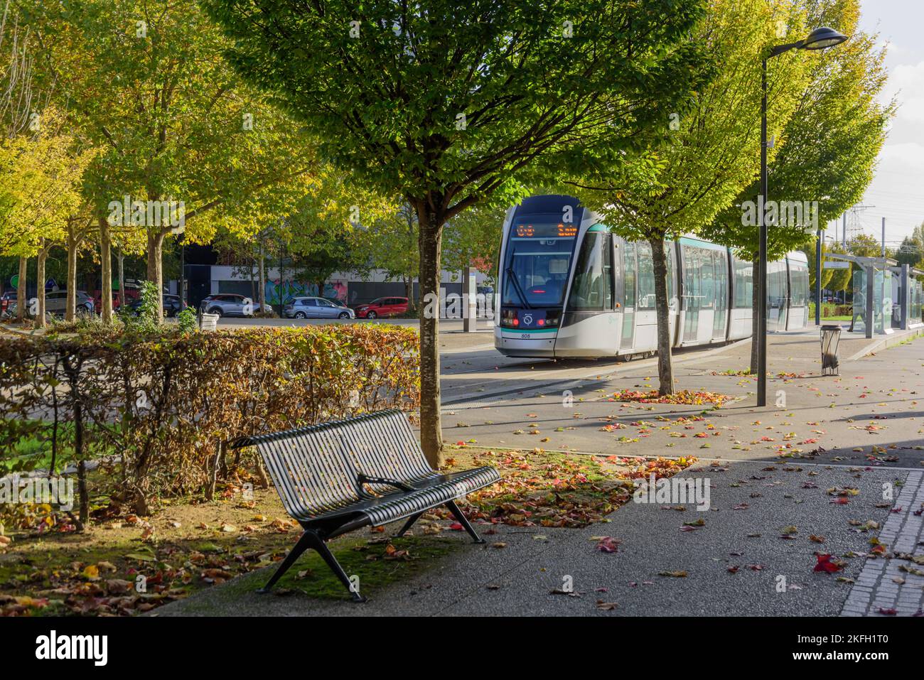 Paris, Straßenbahn T8, Pablo Neruda // Paris, Tramway Line T8, Pablo Neruda Stock Photo