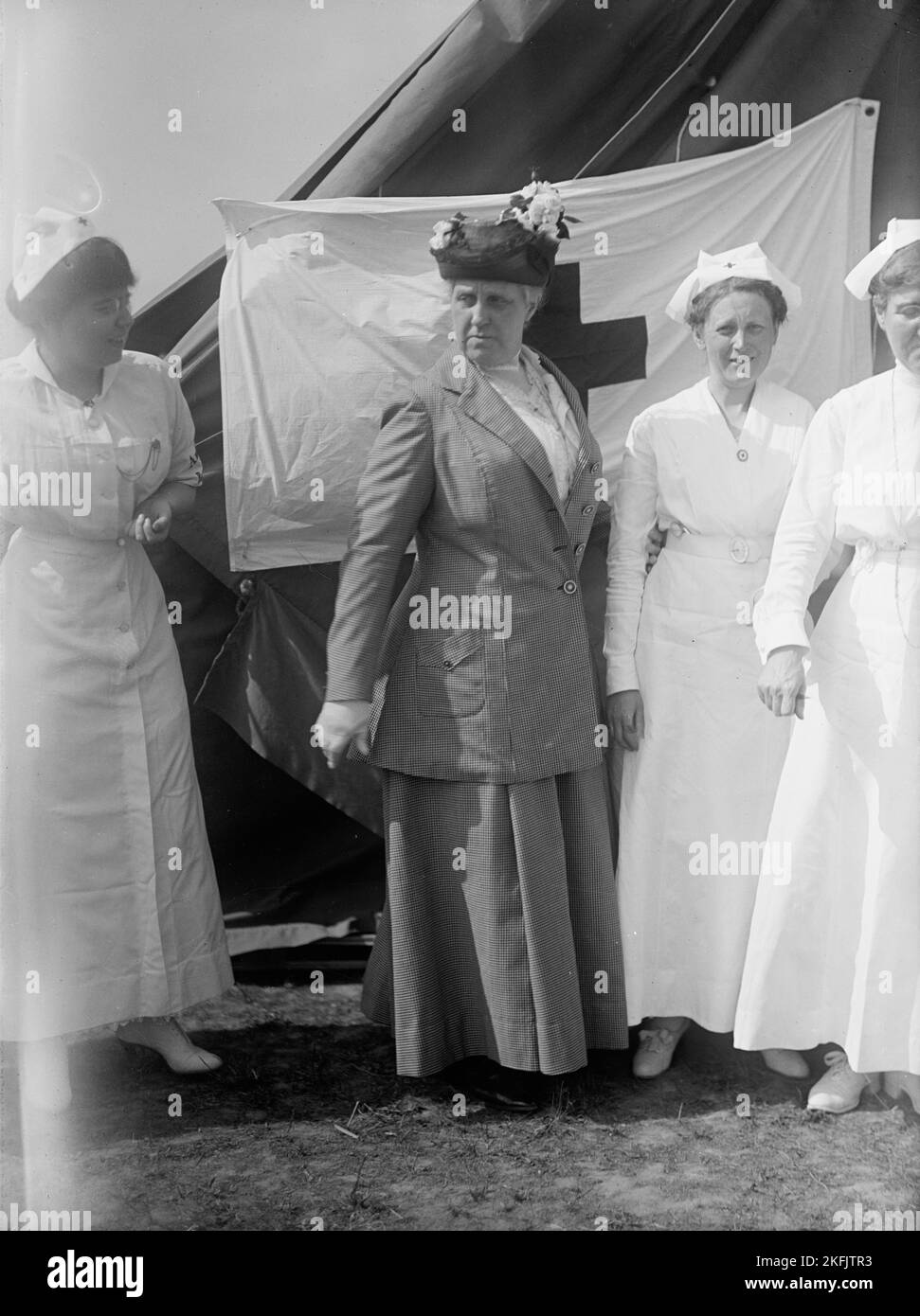 American navy nurses hi-res stock photography and images - Alamy
