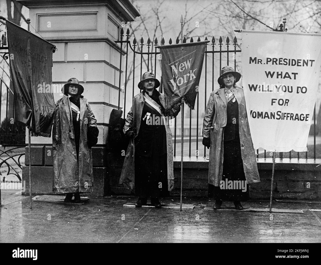 Woman Suffrage Picket Parade, 1917 Stock Photo Alamy