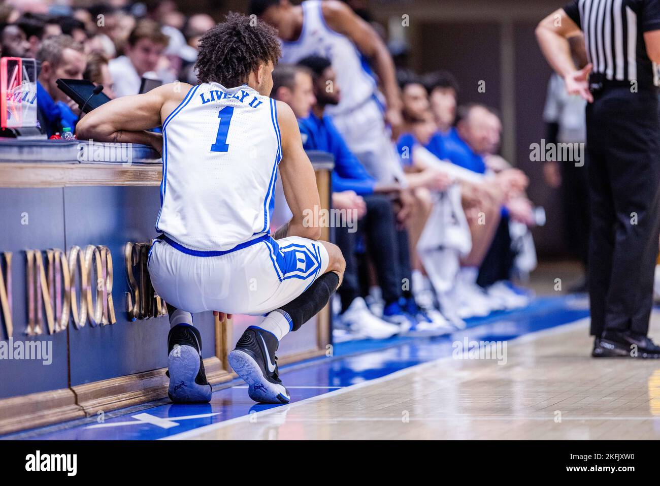 Delaware fightin blue hens mens basketball hi-res stock photography and ...