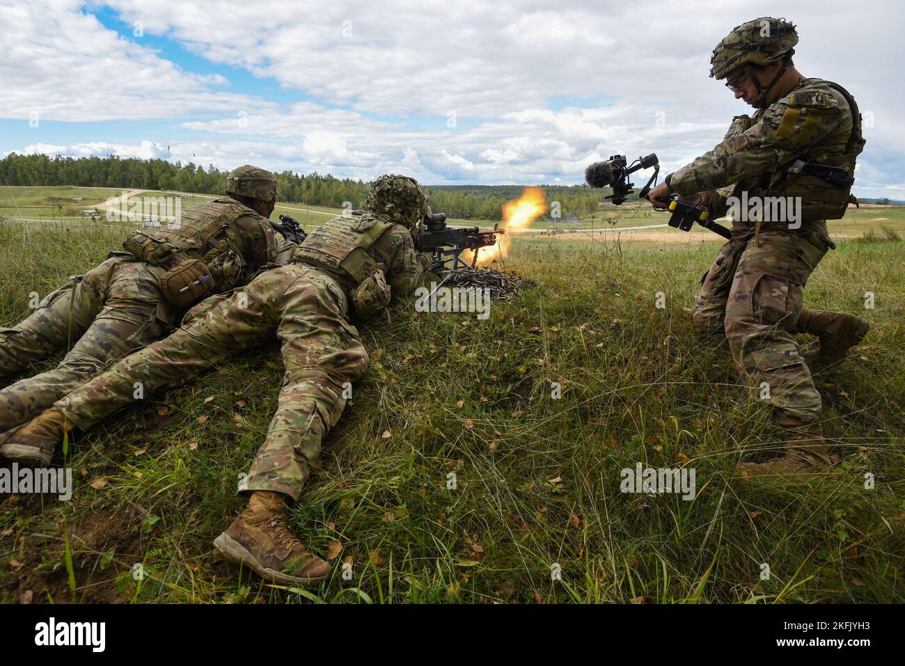 Blank firing hi-res stock photography and images - Page 2 - Alamy