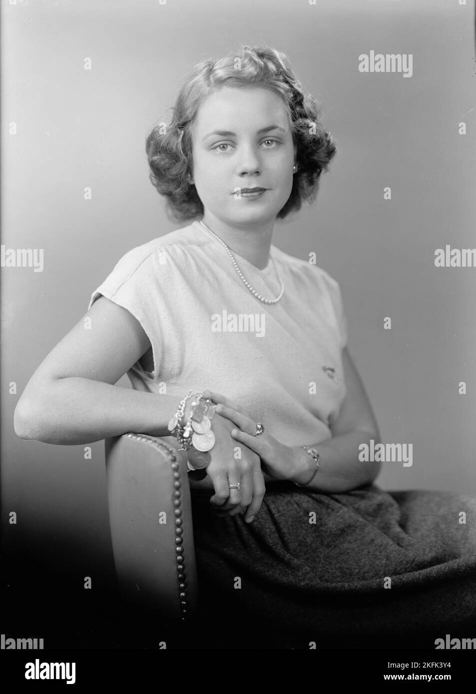 Iager, Thelma Portrait, 1945 Stock Photo Alamy