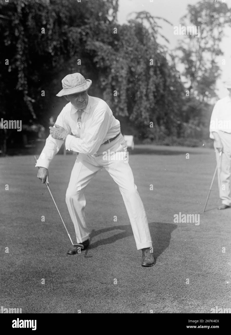 Hitchcock, Gilbert Monell, Rep. from Nebraska, 1903-1905, 1907-1911; Senator, 1911-1923. Playing Golf, 1917. Stock Photo