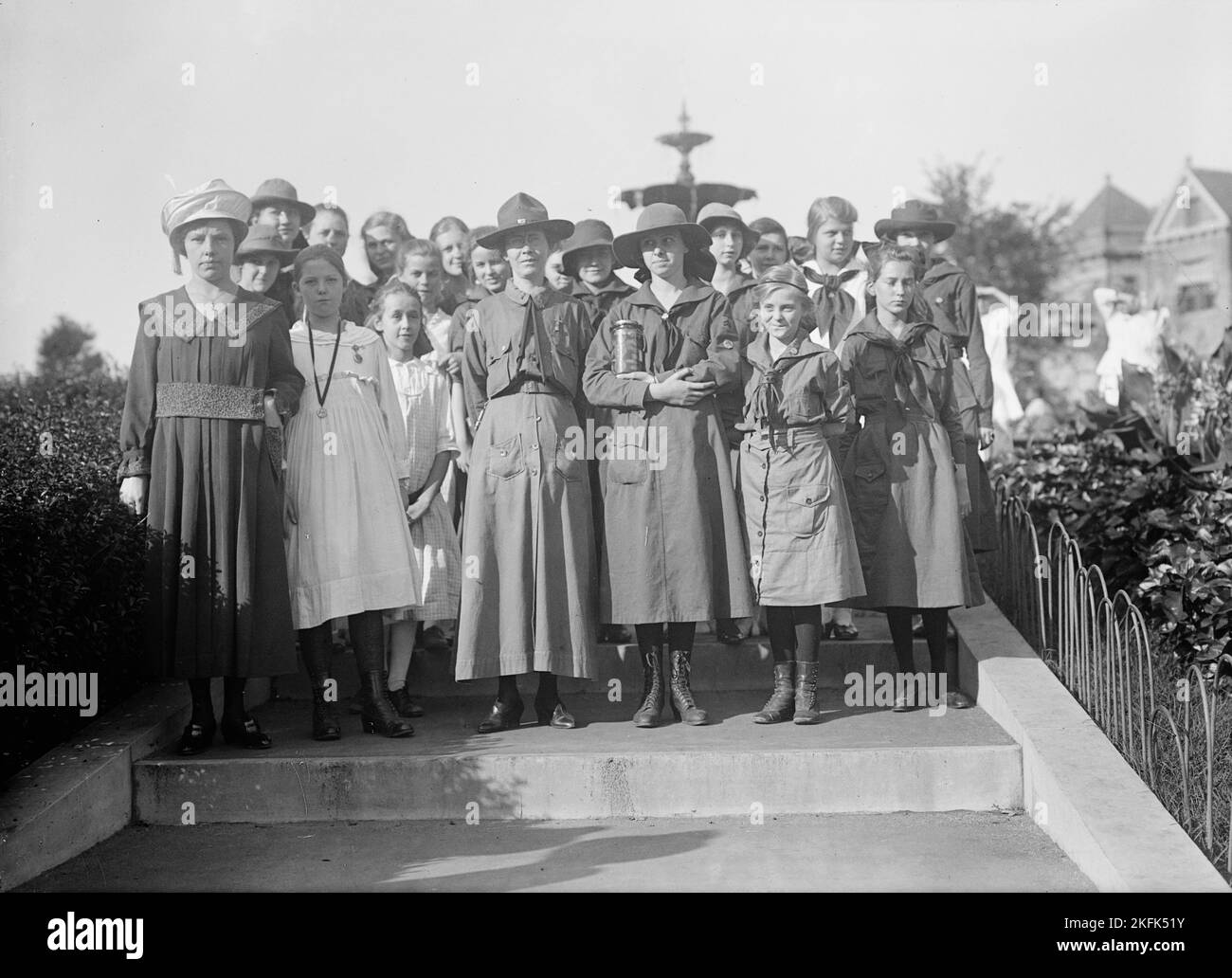 Girl Scouts Group, 1917 Stock Photo Alamy
