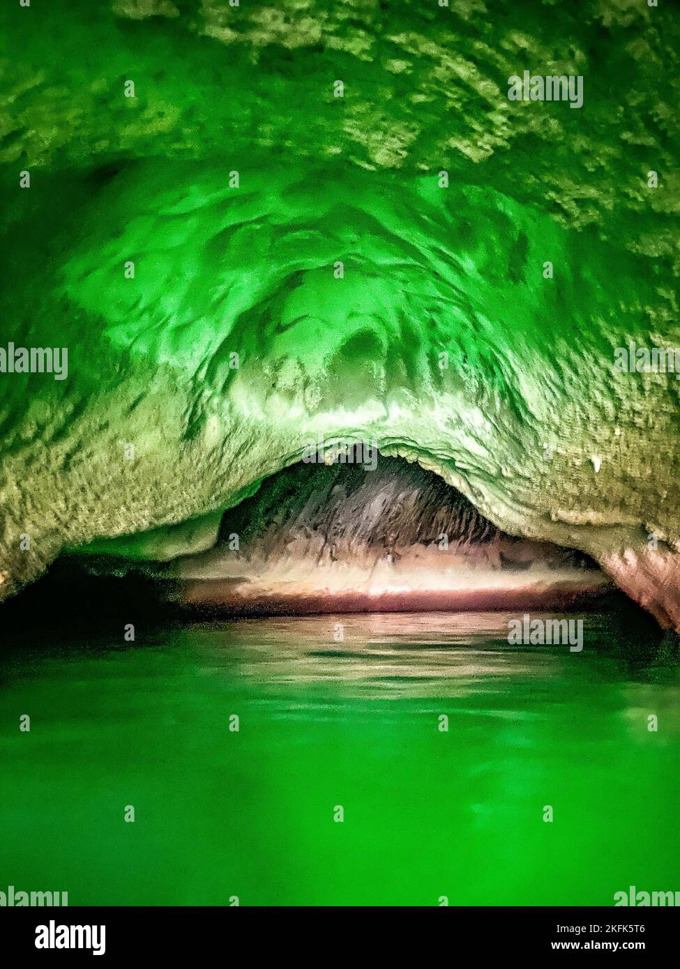 Emerald cave in koh Mook (or koh Muk) island in Trang, Thailand Stock Photo Alamy
