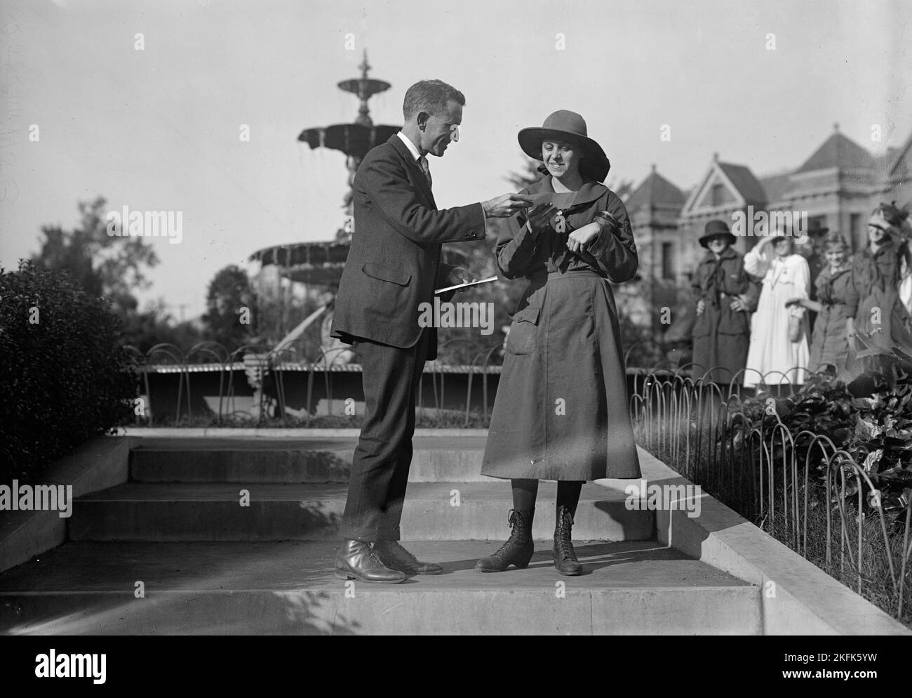 Edwards, Russell T., with Helen Tew, Girl Scout, 1917. Stock Photo