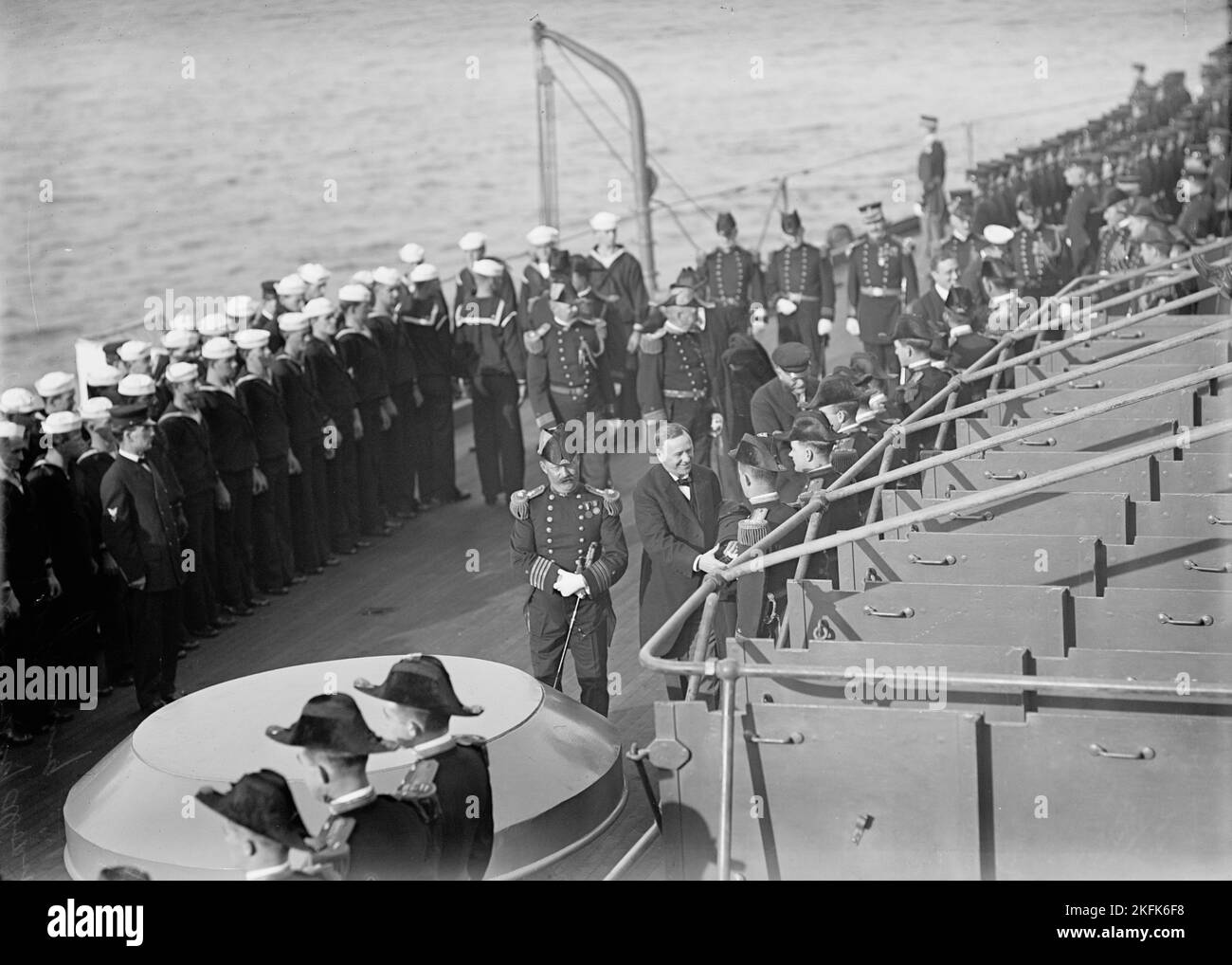 Daniels, Josephus, Secretary of The Navy, 1913-1921. Target Practice, 1913. Stock Photo