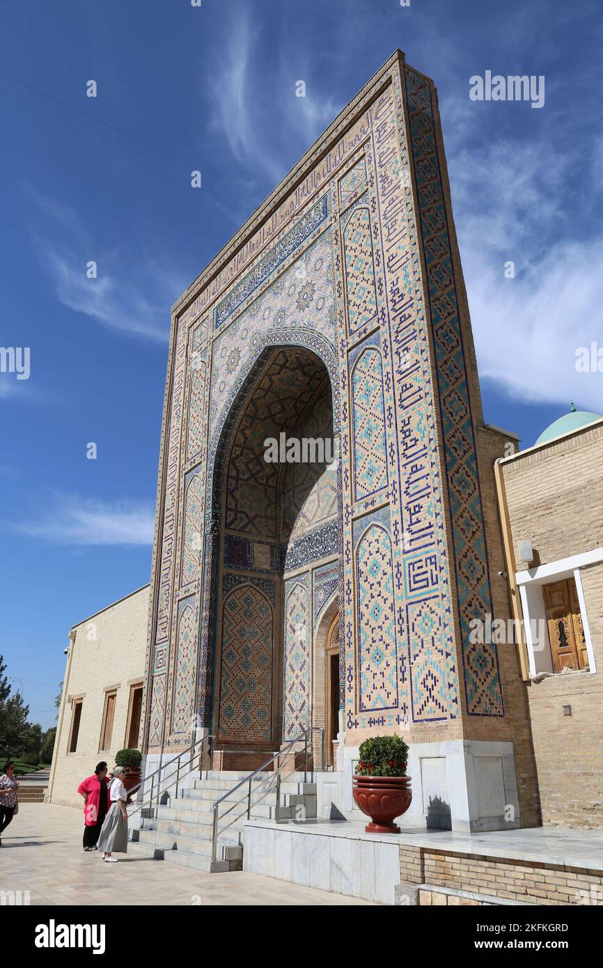 Entrance Gate and Madrasa, Shahi Zinda Necropolis, Afrosiyob Citadel, Samarkand, Samarkand Province, Uzbekistan, Central Asia Stock Photo