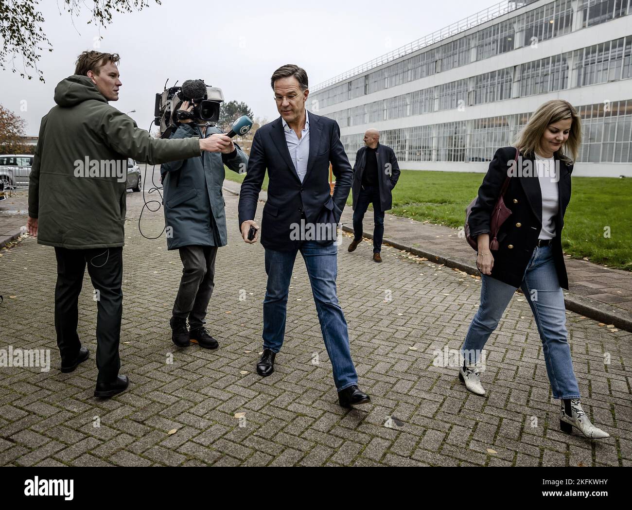 ROTTERDAM - Mark Rutte (VVD) arrives at the Van Nelle Factory prior to the autumn congress of the VVD. ANP REMKO DE WAAL netherlands out - belgium out Stock Photo