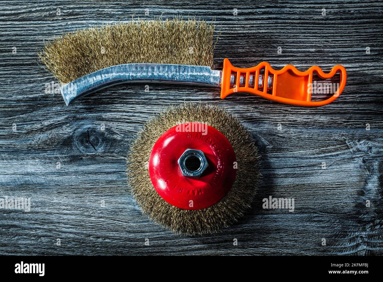 Wire brushes hires stock photography and images Alamy