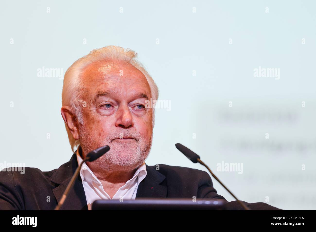 19 November 2022, SchleswigHolstein, Neumünster Wolfgang Kubicki