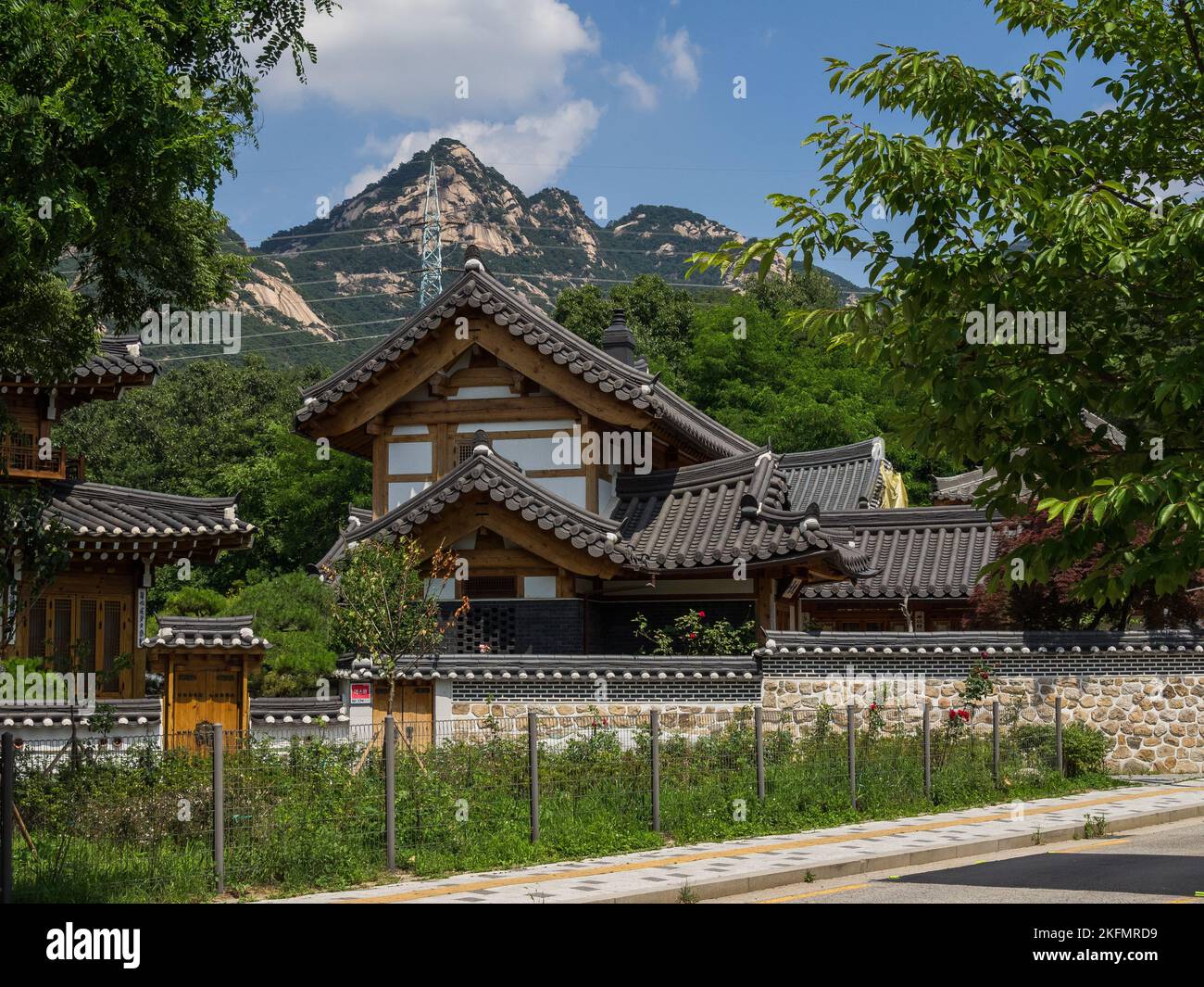 Traditional korean decor roof of village house In Palace. Seoul, South  Korea Stock Photo - Alamy