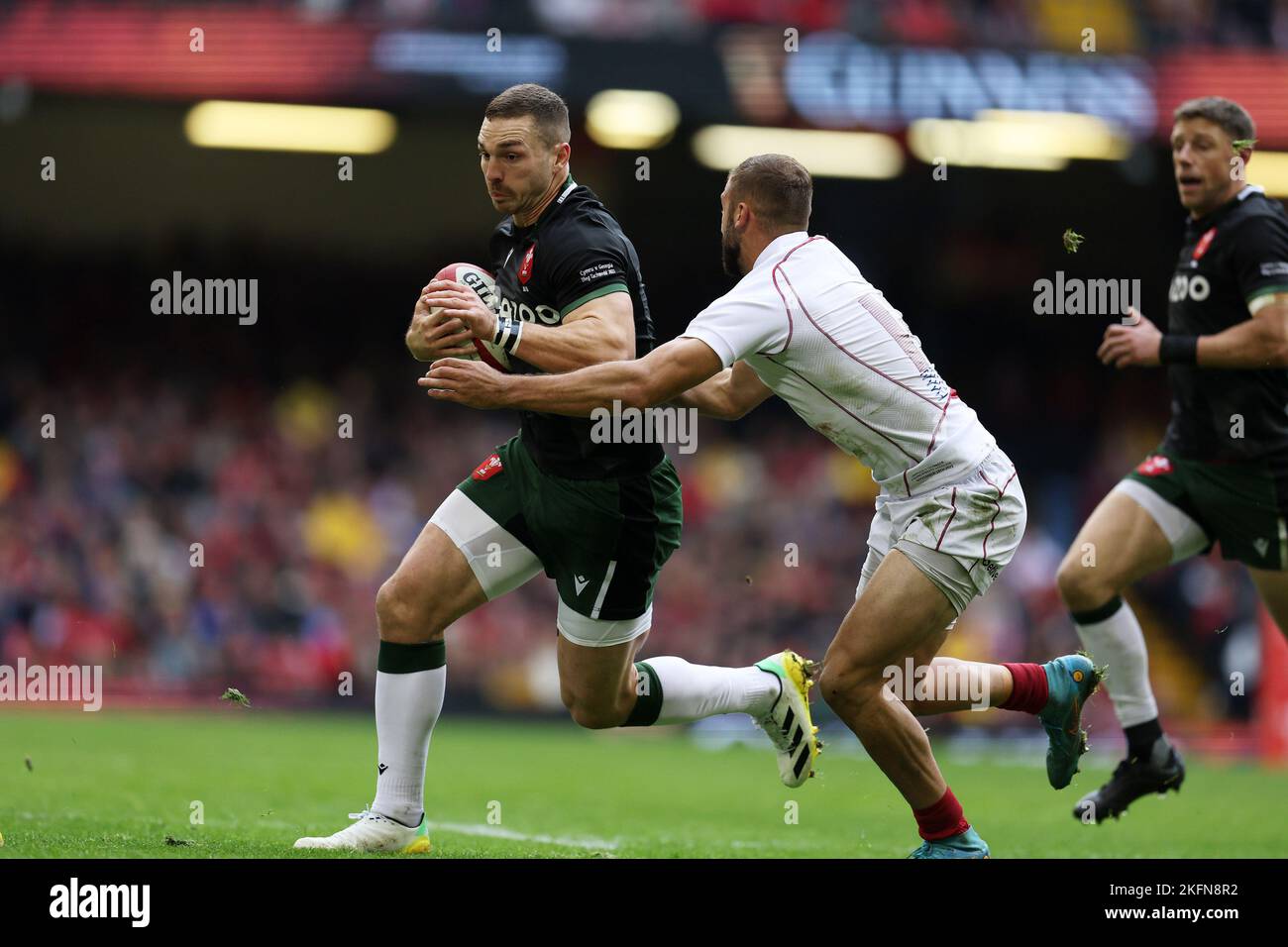 Cardiff, UK. 19th Nov, 2022. George North of Wales makes a break. Autumn nations series 2022 rugby match, Wales v Georgia at the Principality Stadium in Cardiff on Saturday 19th November 2022. pic by Andrew Orchard/Andrew Orchard sports photography/Alamy Live News Credit: Andrew Orchard sports photography/Alamy Live News Stock Photo