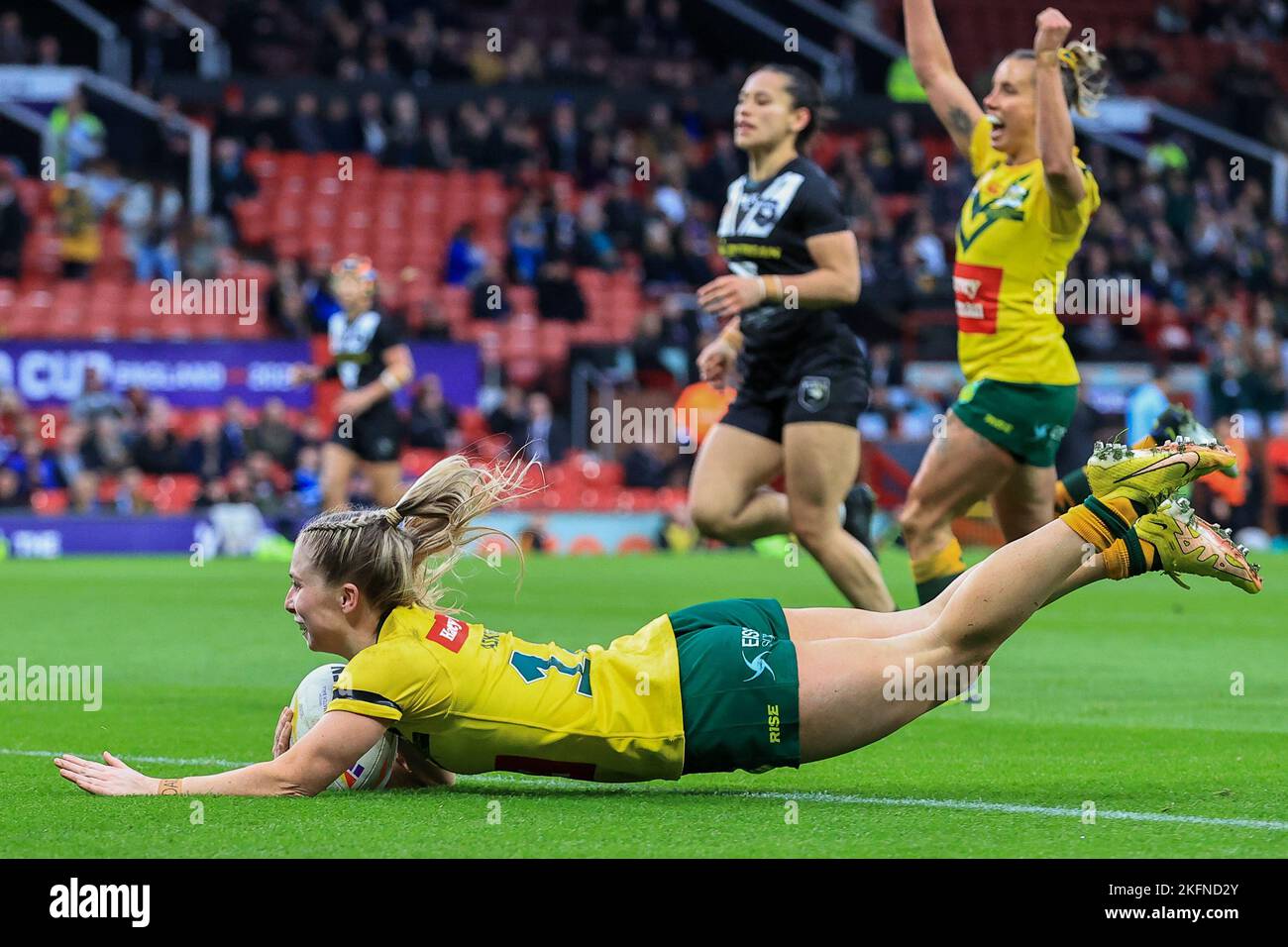 Manchester, UK. 19th Nov, 2022. Tarryn Aiken 12 of Australia Women