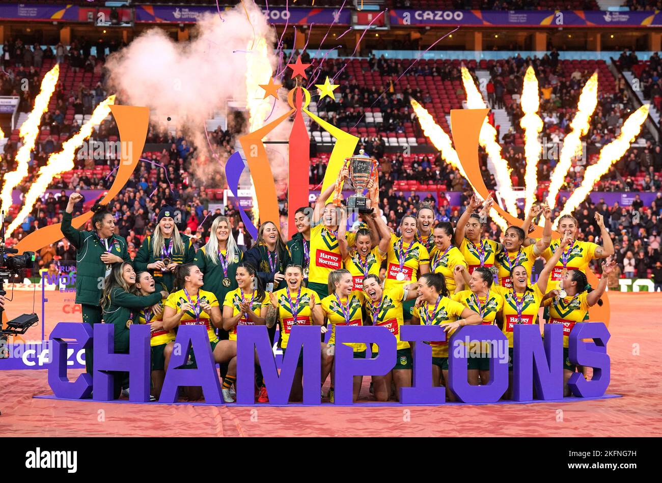 Australia's Samantha Bremner (centre) lifts the trophy with team-mates following victory in the Women's Rugby League World Cup final at Old Trafford, Manchester. Picture date: Saturday November 19, 2022. Stock Photo