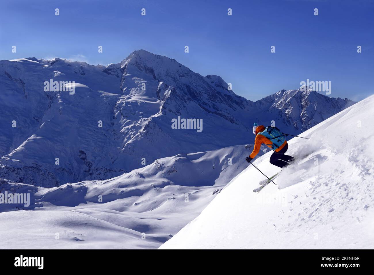 France. Alps. Savoie (73) Savoie (73) Sainte Foy Tarentaise, skiing on the south face of the Pointe de la Fogliettaz, opposite Mont Pourri (3777 m) Mo Stock Photo