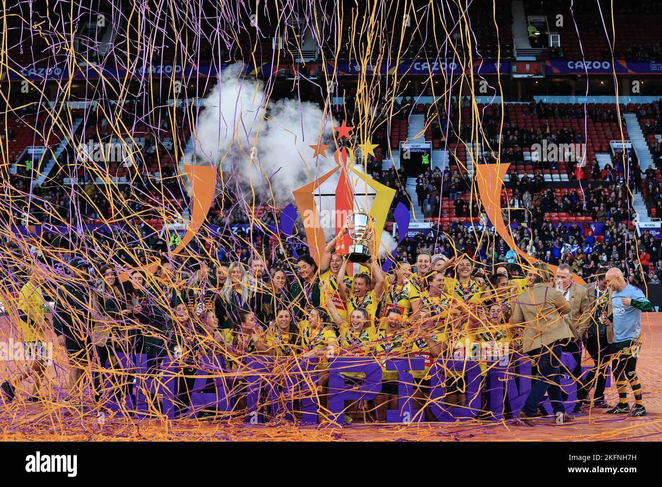 Manchester, UK. 19th Nov, 2022. The Australian squad lift The Women's
