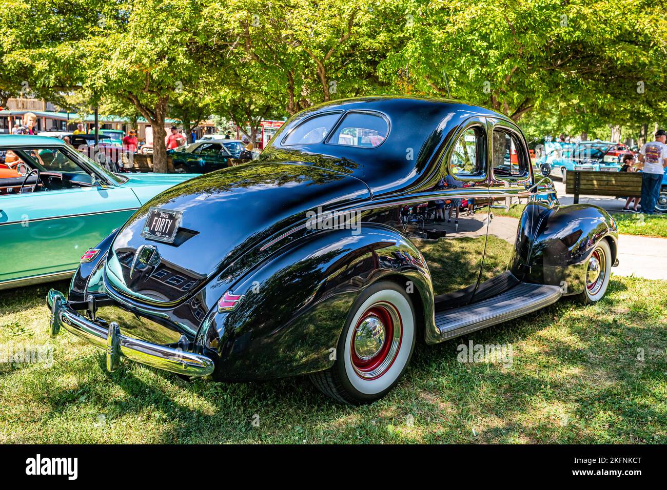 1940 vintage car rear view hi-res stock photography and images - Alamy