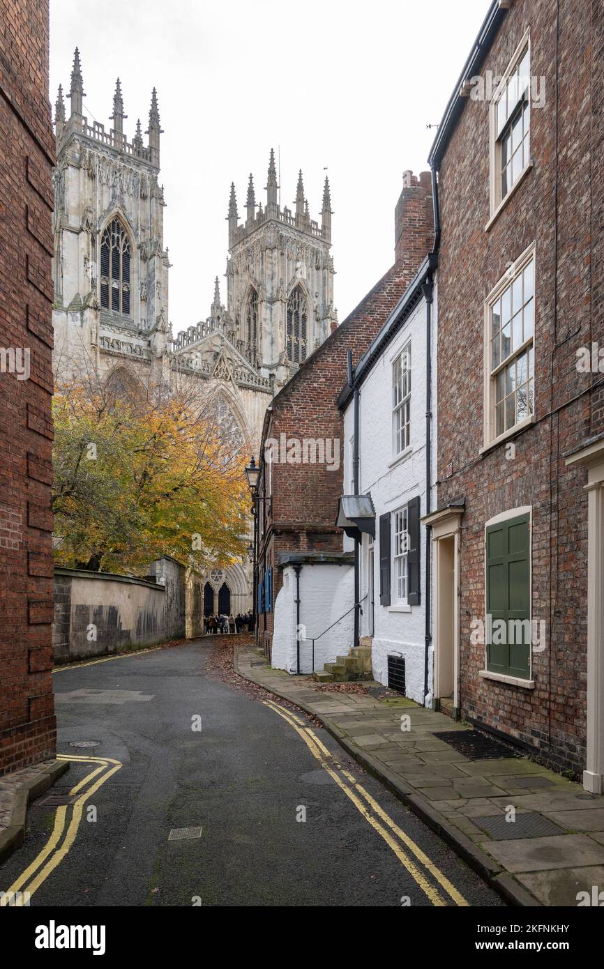 York Minster and Precentor's Court in York Stock Photo