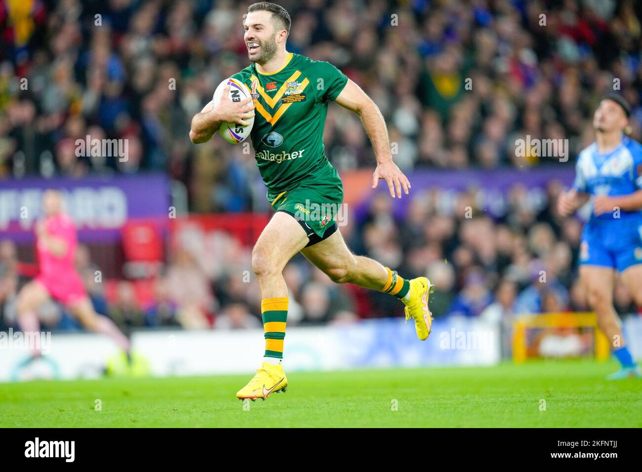 Manchester, UK. 18th Nov, 2022. James Tedesco (C) (Sydney Roosters) of Australia (1) breaks free to score his team's second try during the 2021 Rugby League World Cup Final 2021 match between Australia and Samoa at Old Trafford, Manchester, England on 19 November 2022. Photo by David Horn. Credit: PRiME Media Images/Alamy Live News Stock Photo