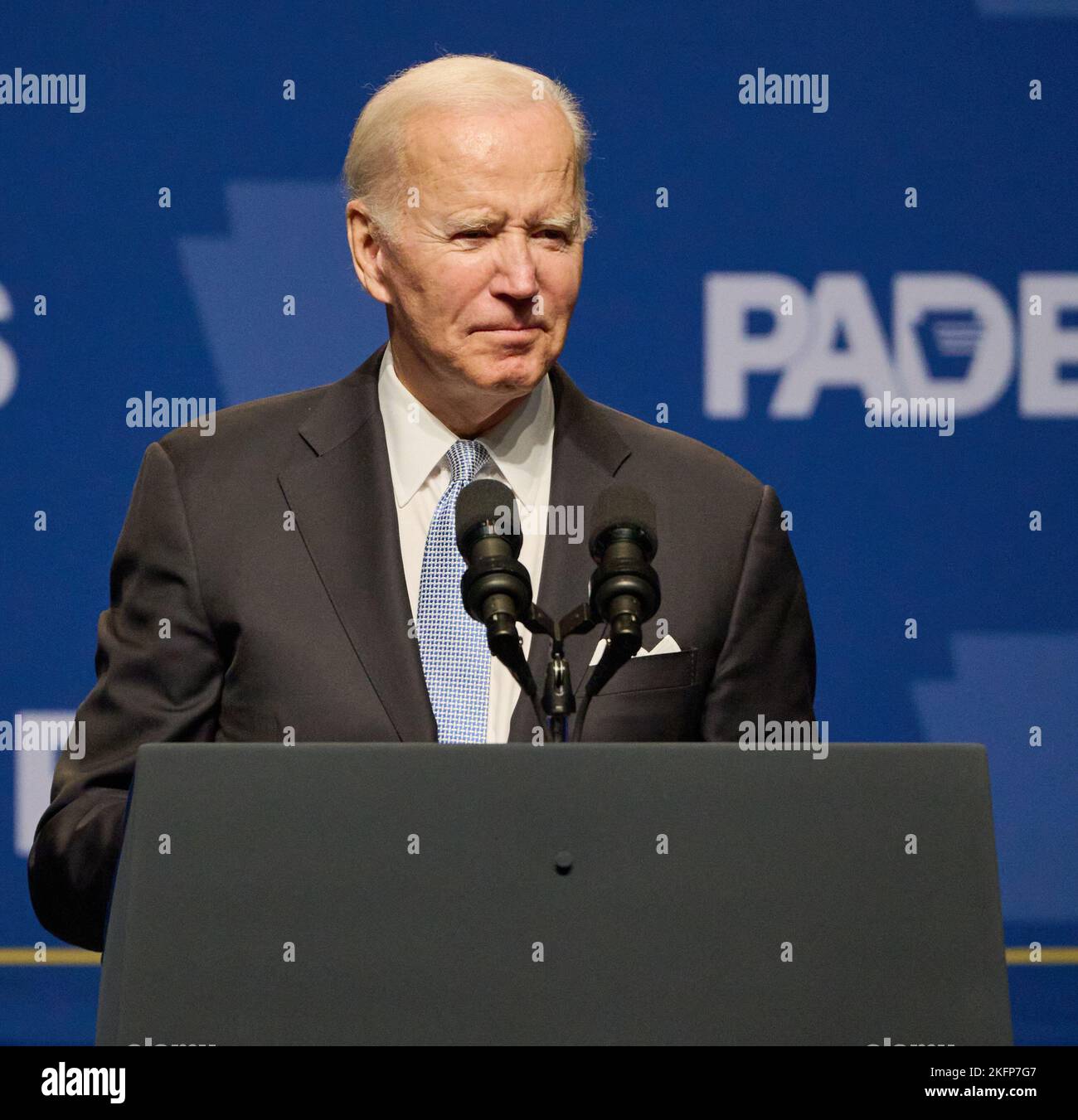 PHILADELPHIA, PA, USA - OCTOBER 28, 2022: President Joe Biden speaks at the Pennsylvania Democratic Party Independence Dinner. Stock Photo