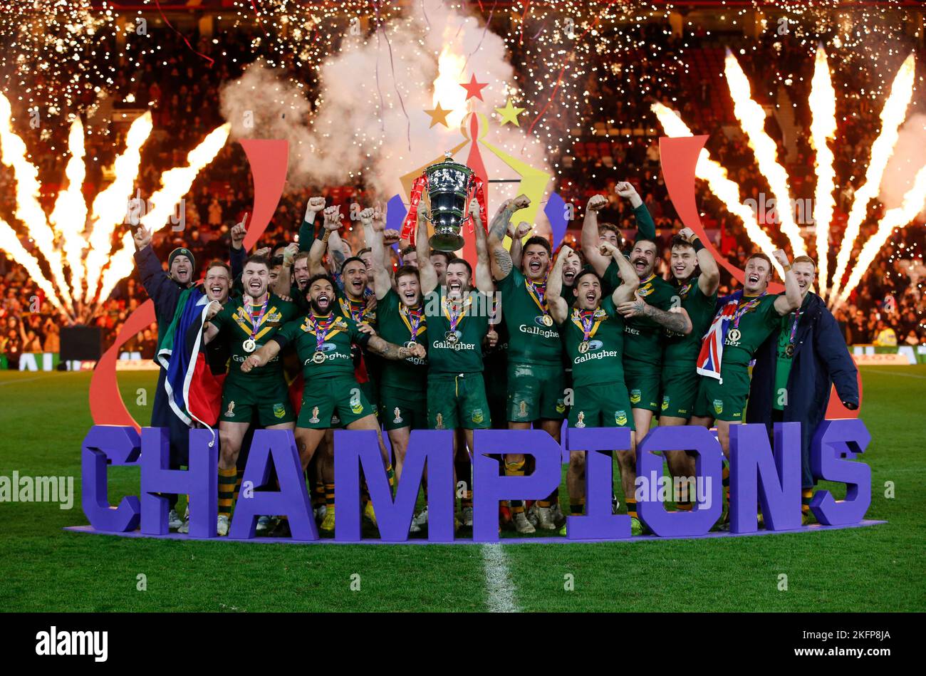 Rugby League - Men's World Cup Final - Australia v Samoa - Old Trafford, Manchester, Britain - November 19, 2022 Australia's James Tedesco holds aloft the trophy as they celebrate winning the Men's World Cup Final Action Images via Reuters/Ed Sykes     TPX IMAGES OF THE DAY Stock Photo