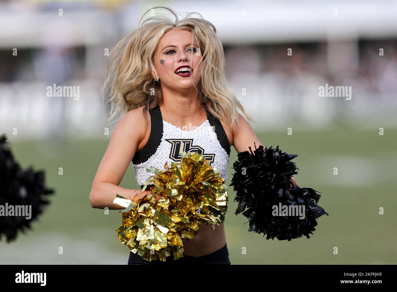 Ucf knights cheerleader hires stock photography and images Alamy