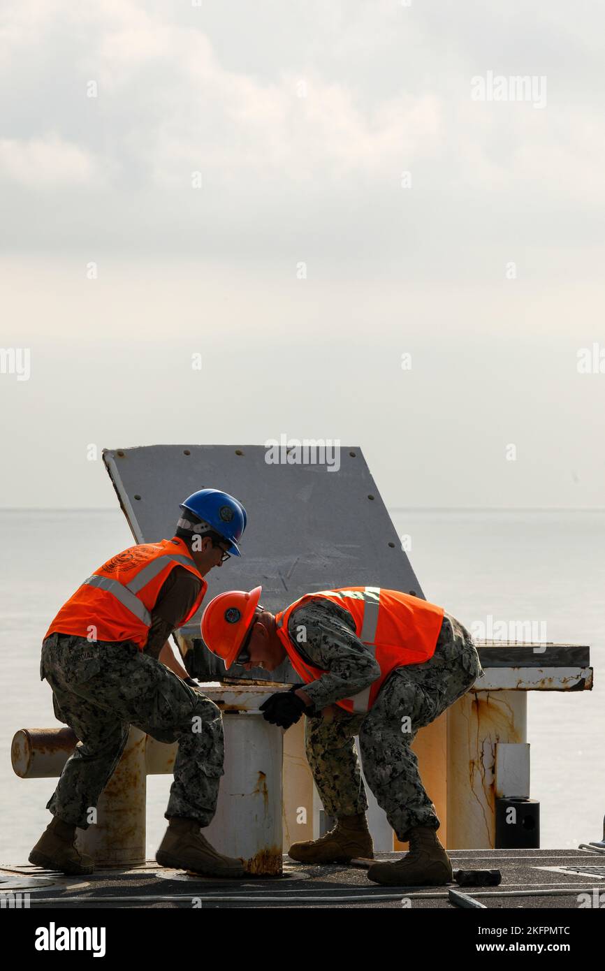Seamen slot