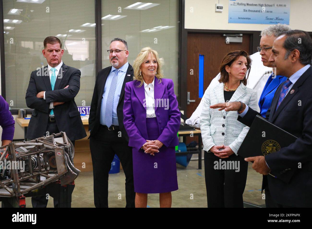 NOVEMBER 14 - CHICAGO, IL: U.S. Secretary of Labor Marty Walsh, U.S. Secretary of Education Miguel Cardona, First Lady Dr. Jill Biden, U.S. Secretary of Commerce Gina Raimondo and Cook County Board President Toni Preckwinkle visits Rolling Meadows High School for an educational roundtable with students and teachers on November 14, 2022 in Rolling Meadows, Illinois.  (Photo: Cruz Gutierrez/The Photo Access) Stock Photo