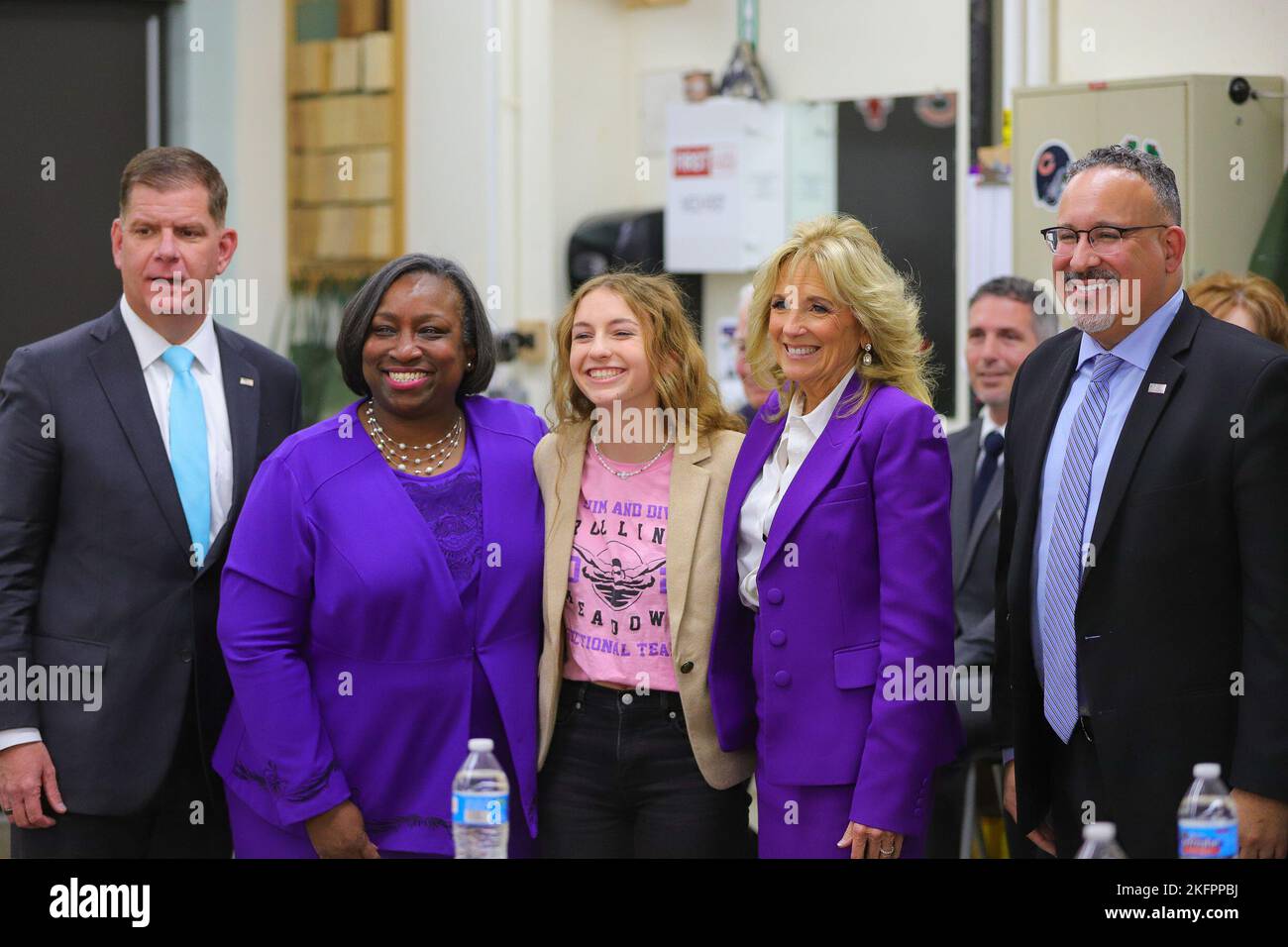 NOVEMBER 14 - CHICAGO, IL: U.S. Secretary of Labor Marty Walsh, Michele Smith, Kate Foley, First Lady Dr. Jill Biden and U.S. Secretary of Education Miguel Cardona visits Rolling Meadows High School for an educational roundtable with students and teachers on November 14, 2022 in Rolling Meadows, Illinois.  (Photo: Cruz Gutierrez/The Photo Access) Stock Photo